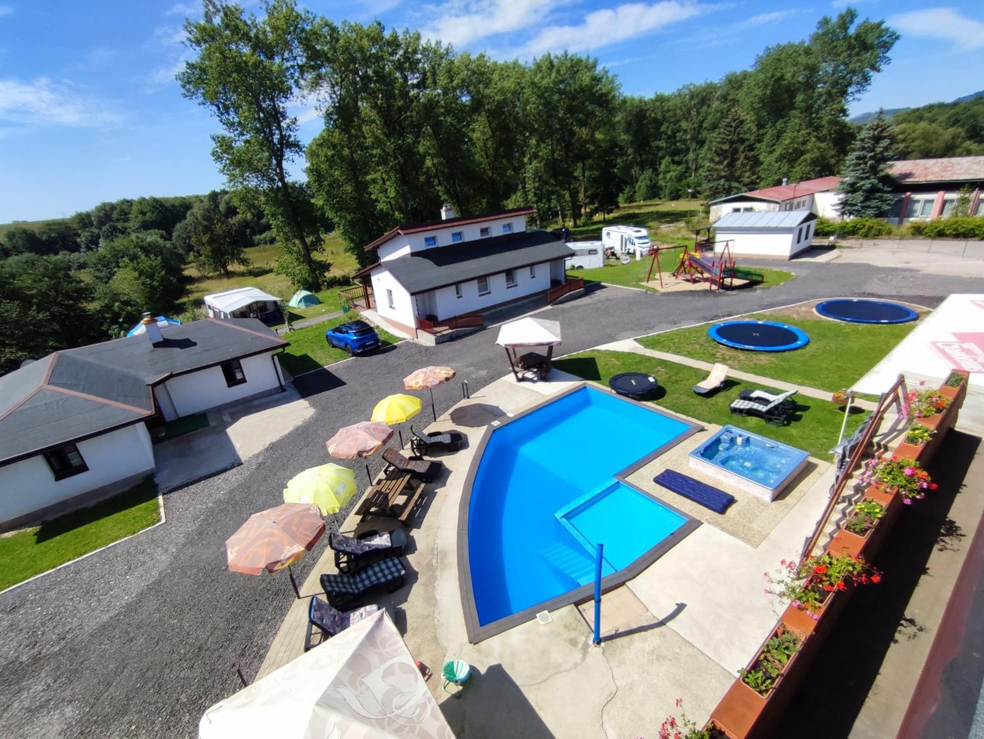 Family Bungalows & Camp Vrchlabí Kültér fotó